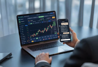 Imagine asociată unui articol despre inflație și interesul pentru criptoactive alternative